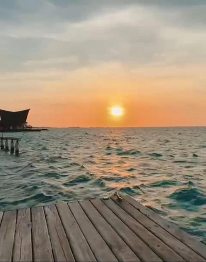 Hotel Sunsets Del Rosario Isla Grande  Ngoại thất bức ảnh