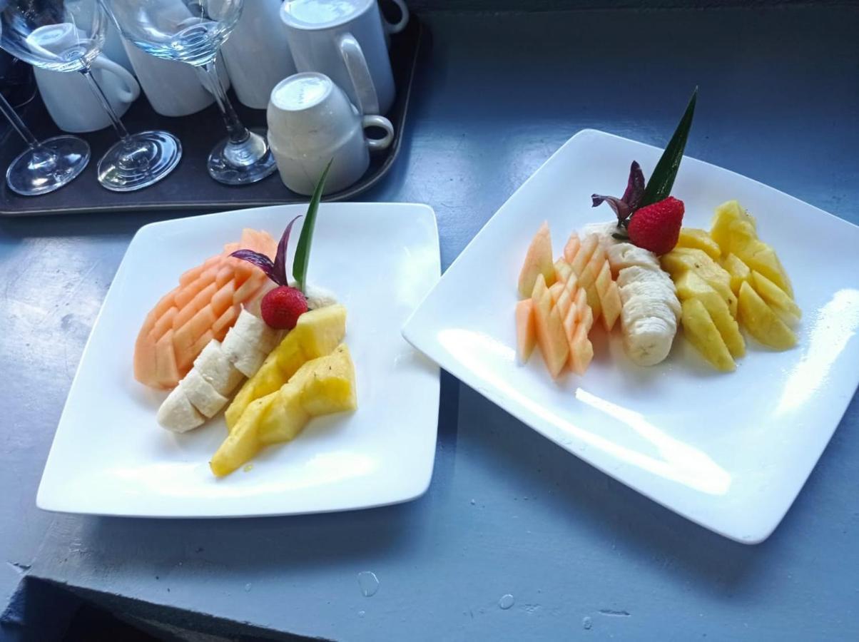 Hotel Sunsets Del Rosario Isla Grande  Ngoại thất bức ảnh