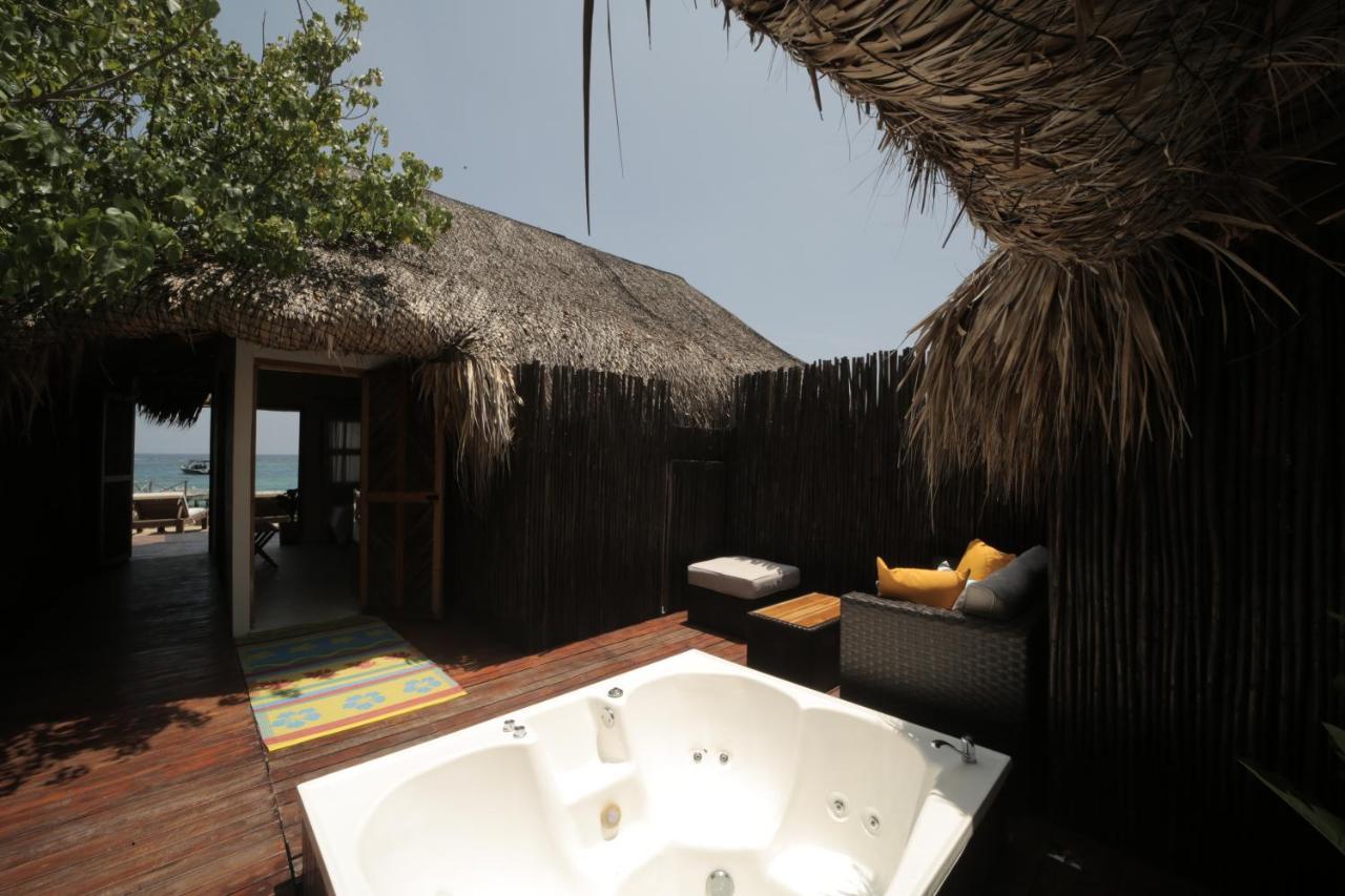 Hotel Sunsets Del Rosario Isla Grande  Ngoại thất bức ảnh